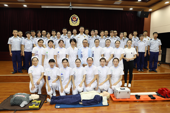 致敬最美逆行者 点赞健康传播者 ----泰达医院南丁格尔志愿者团队走进开发区消防救援支队